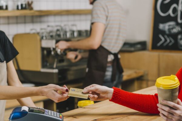 Pajak Restoran vs PPN: Benarkah Terjadi Pajak Ganda di Indonesia?